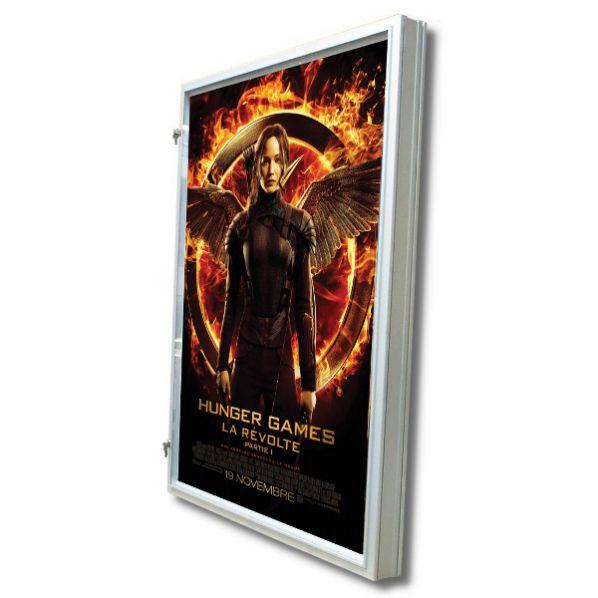 Caisson d'affichage lumineux pour cinéma - 3 formats disponibles - rétro-éclairé avec porte battante et serrures_0