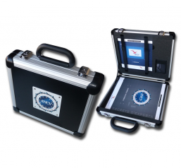 Valise de présentation type attaché-case en bois et aluminium - personnalisable et sécurisée_0