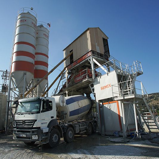 Mobile 135 Y Centrale à Béton - Simex - 130 m3/hr, Facile à Monter et à Transporter_0