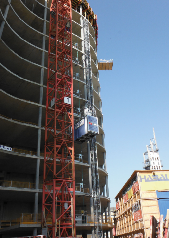 Ascenseur de chantier GEDA - PH 2032, capacité de 2000 kg/25 personnes, hauteur max 400m_0
