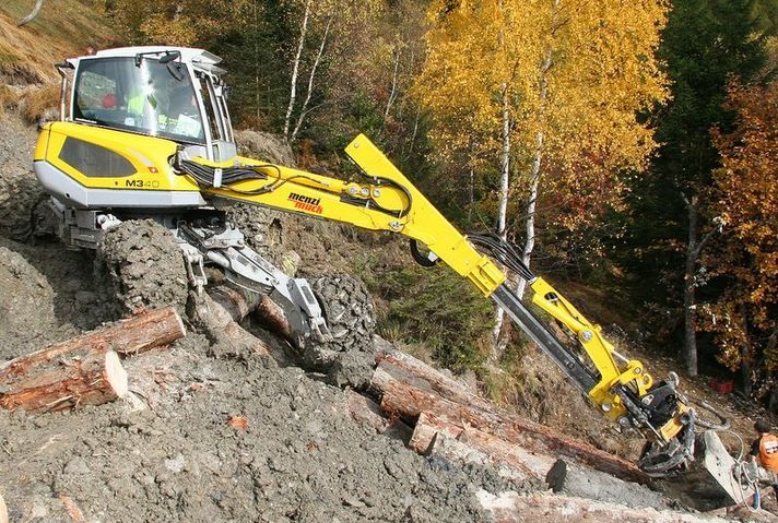 M340 pelle araignée - traction intégrale hydrostatique Menzi H-Drive - 10200 kg_0