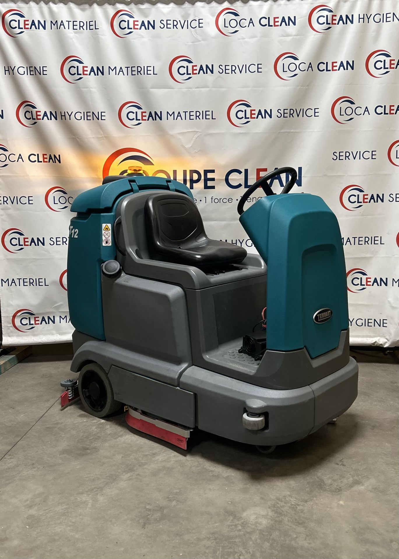Autolaveuse TENNANT T12 Groupe Clean_0
