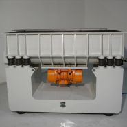 Pioneer - tribofinition - rollwasch - machine à vibration rectangulaires pour le traitement en masse des surfaces_0