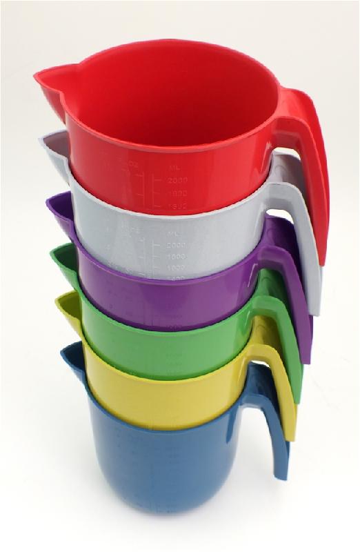 CRUCHE ET ÉCOPE DÉTECTABLES AVEC CODE COULEUR