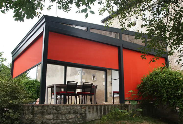 Auvents et pergolas personnalisées - Structure robuste et élégante - GRI Fabricant_0