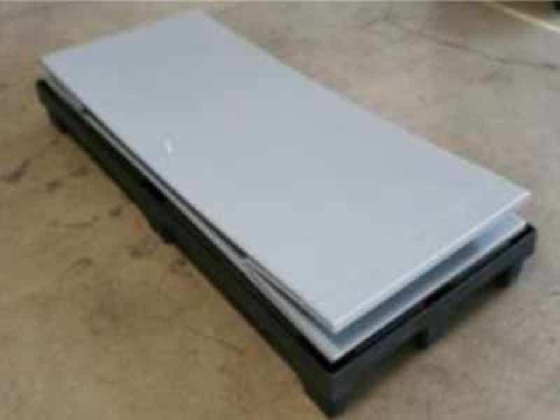 Caisse - Palette plastique  adaptée  à tous les secteurs -  BACBOX MAXI_0