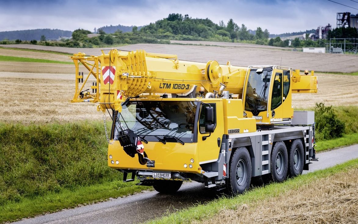 Ltm 1060-3.1 grues automotrices - liebherr - capacité de charge max 60 t_0