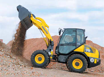 Chargeuse Komatsu WA 70 - Mini-chargeuse 1500Kg - Moteur Diesel - 5,40m de longueur_0