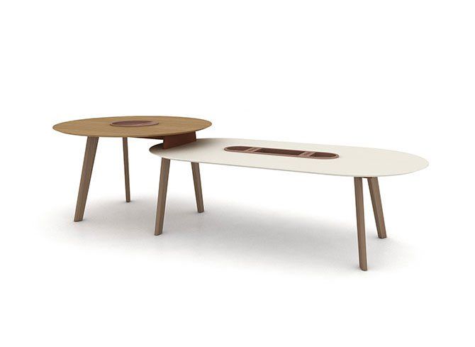 Table de réunion spacieuse et design pour environnements professionnels_0
