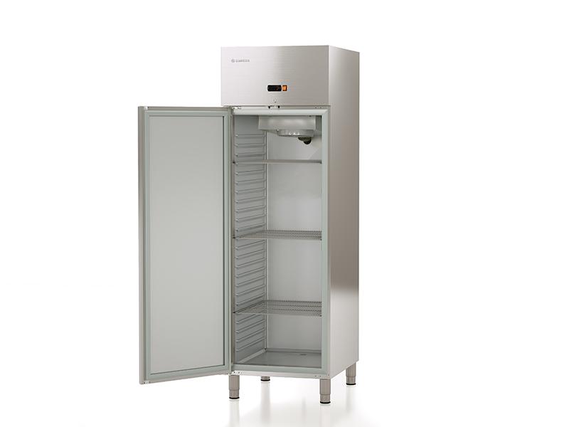 Armoire gn2/1 professionnelle positive restauration s-line 1 porte pleine 645 litres - CGR-751-SPF_0