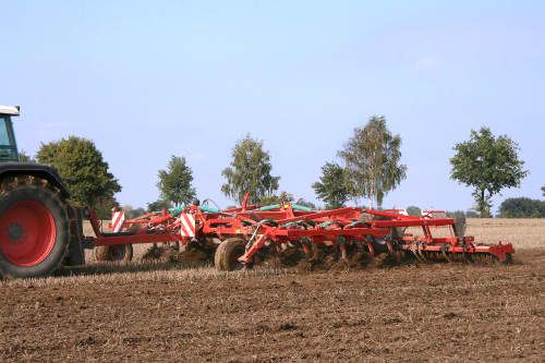 Ctc - cultivateur agricole - kverneland group - largeur de travail 4 à 6 m_0