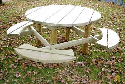 TABLE PIQUE-NIQUE EN BOIS RONDE GROSEILLE_0
