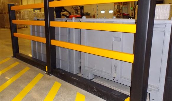 Barrière de  sécurité intérieure à mémoire de forme pour la protection des allées de circulations_0