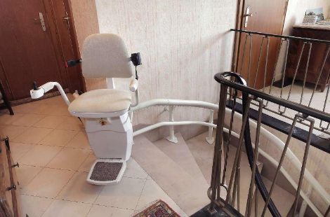 Fauteuil et plate-forme pour escaliers droits et tournants, intérieur ou extérieur - Baix_0
