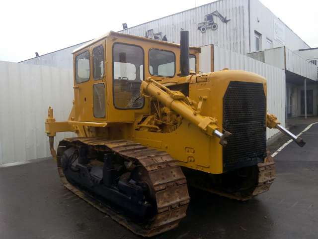Bulldozer caterpillar d7g ripper_0