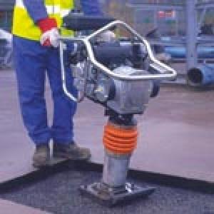 Pilonneuse moteur essence 4t_0