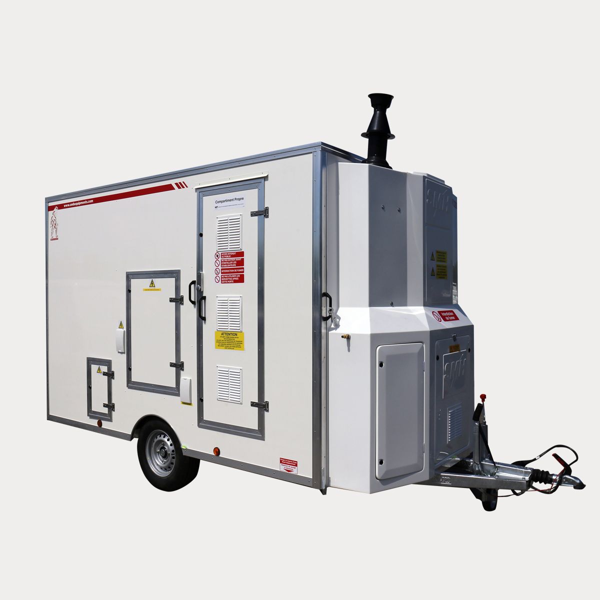 Unité de décontamination mobile compact et confortable pour les opérateurs en milieu pollué - Type 151_0