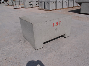 Bloc de béton moulé empilable - Masse 1500kg Lestage - REF2191500_0