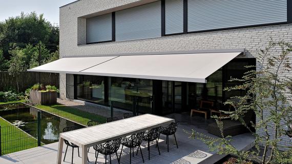 Stores bannes B-27 Elite - Angles droits - Motorisés - 5 coloris standards - Options RAL disponibles_0