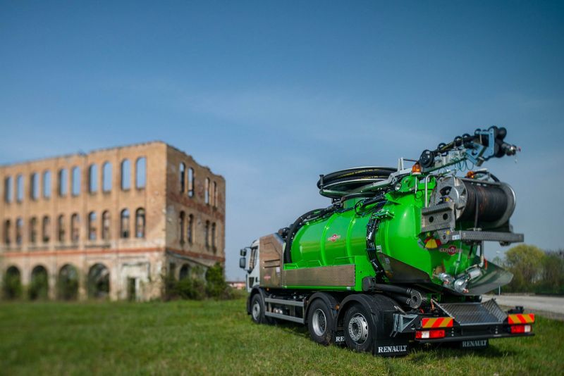 Cap Combi FI - Camions aspirateurs Cappellotto avec cloison fixe interne et citernes en acier_0