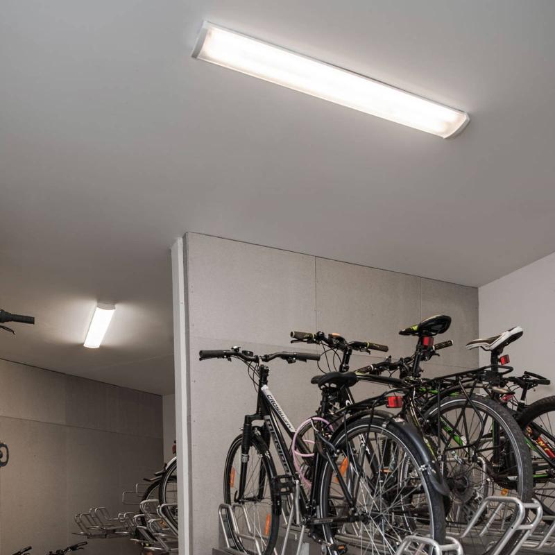 FAGERHULT ALLFIVE PLAFOND 114,5X15CM 36W/28W 4000K
