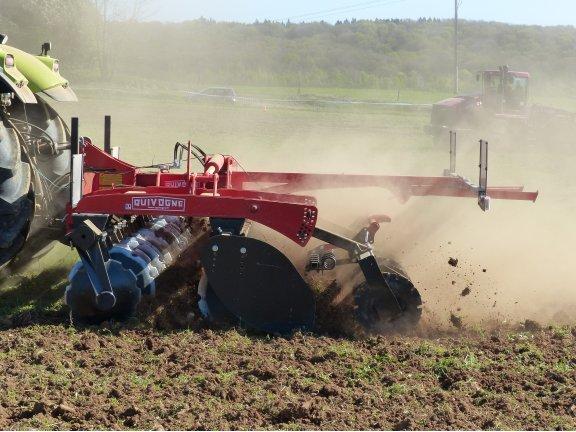 Déchaumeur à disque rapide Diskacrop 300 rigide - Quivogne - 3,00 m de largeur, 22 disques, 2490 kg_0