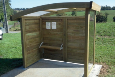 Abri bus MBAV002 - structure en bois - bardage en bois - banc assis-debout - pin sylvestre classe IV - garantie 10 ans_0