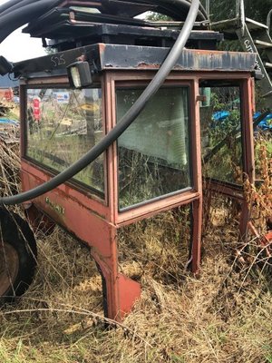 Accessoire pour tracteur Fiat - Cabine Fiat d'occasion - Référence E002502_0