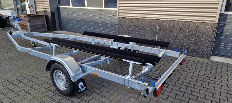 Remorque bateau VLEMMIX à patins - 6m30 x 2m20 - 1800 kg - avec freinage Knott et homologation européenne_0