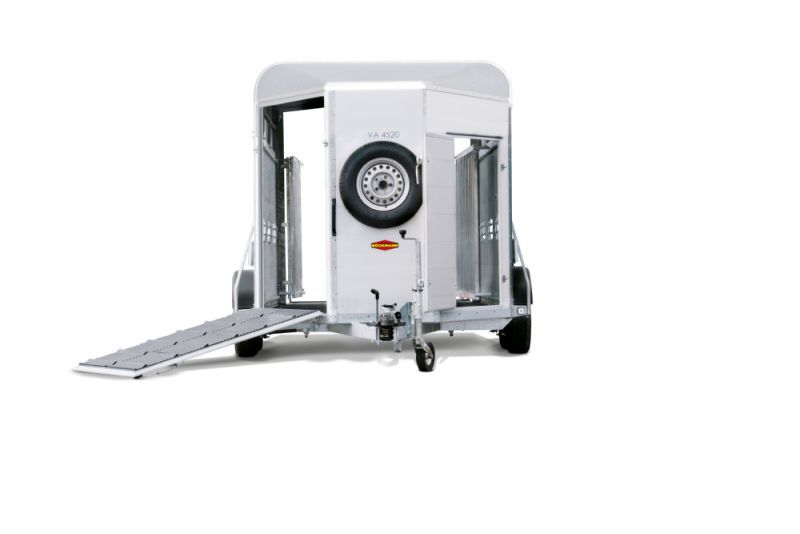 Grandes remorques pour le bétail - Böckmann - type VA 4520/30 P à VA 4520/35 P - longueur 4,5m - bâche ou toit polyester_0