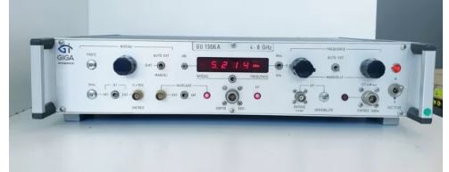 GU1306A - Générateur d'hyperfréquences GIGA - 4-8GHz - Générateurs de signaux_0