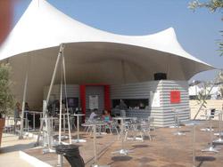 Tente coquille podium - Design futuriste - Dimensions 29x32m et 23x19m - Excellente acoustique_0