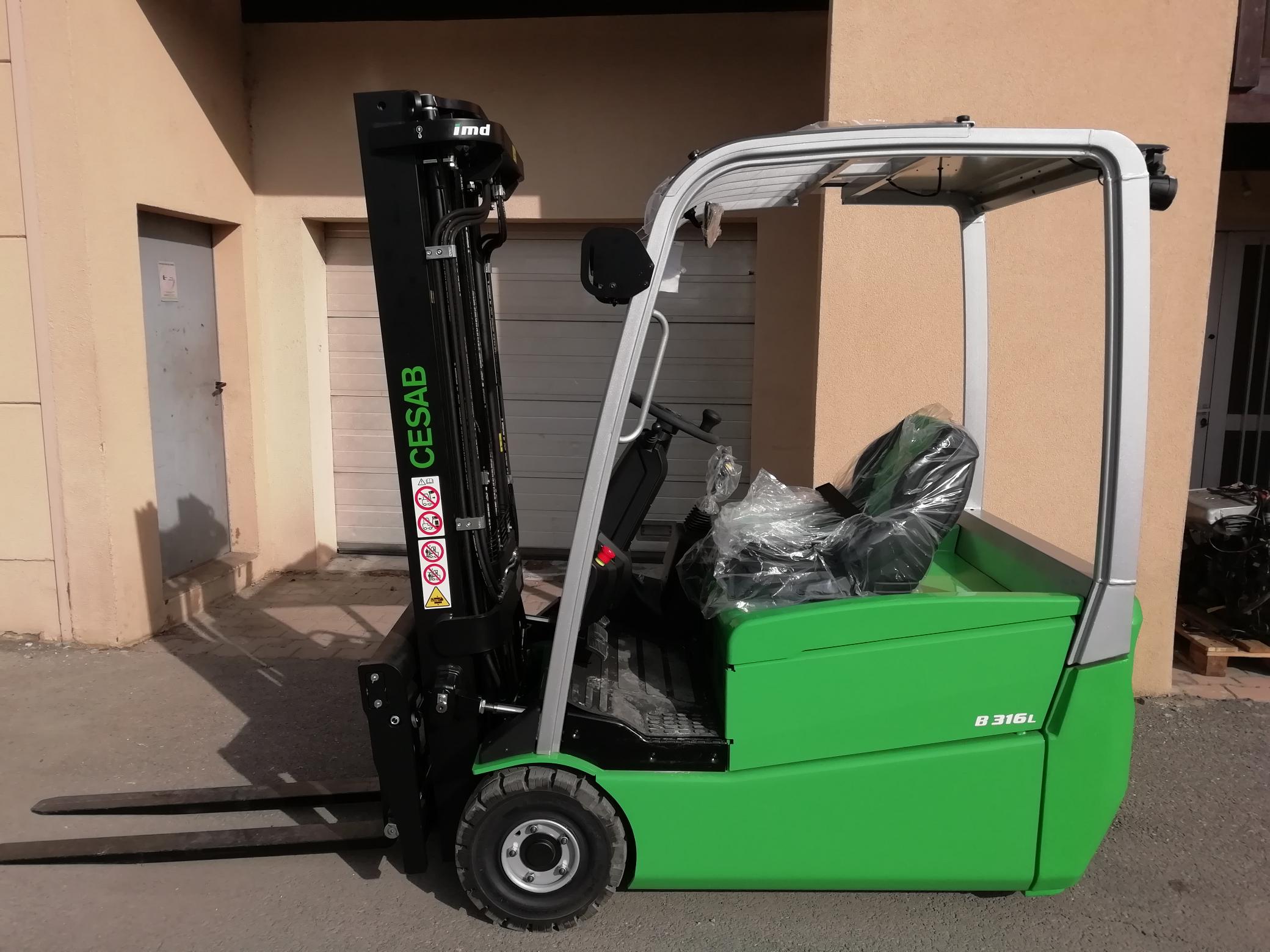 Chariot élévateur électrique cesab b316l_0