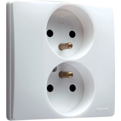 PRISE VERTICALE NILOÉ 16 A - LEGRAND