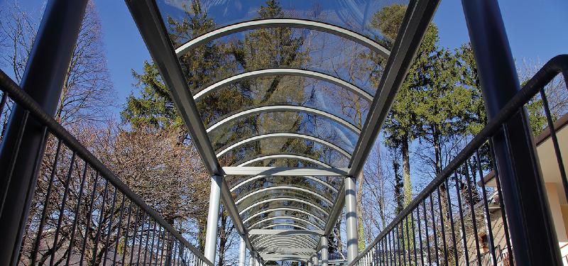Marquise Tunnel Gallery - Protection pour escaliers et entrées - Aluminium et polycarbonate compact_0