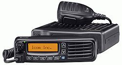 Radio mobile numérique IC-F5062D - Écran LCD, étanchéité IP54, touches programmables_0