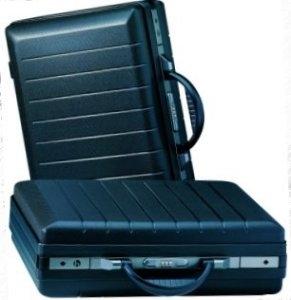 Valise double parois - dimensions 1030 - polypropylène extrudé avec fermeture métallique et serrure à code_0
