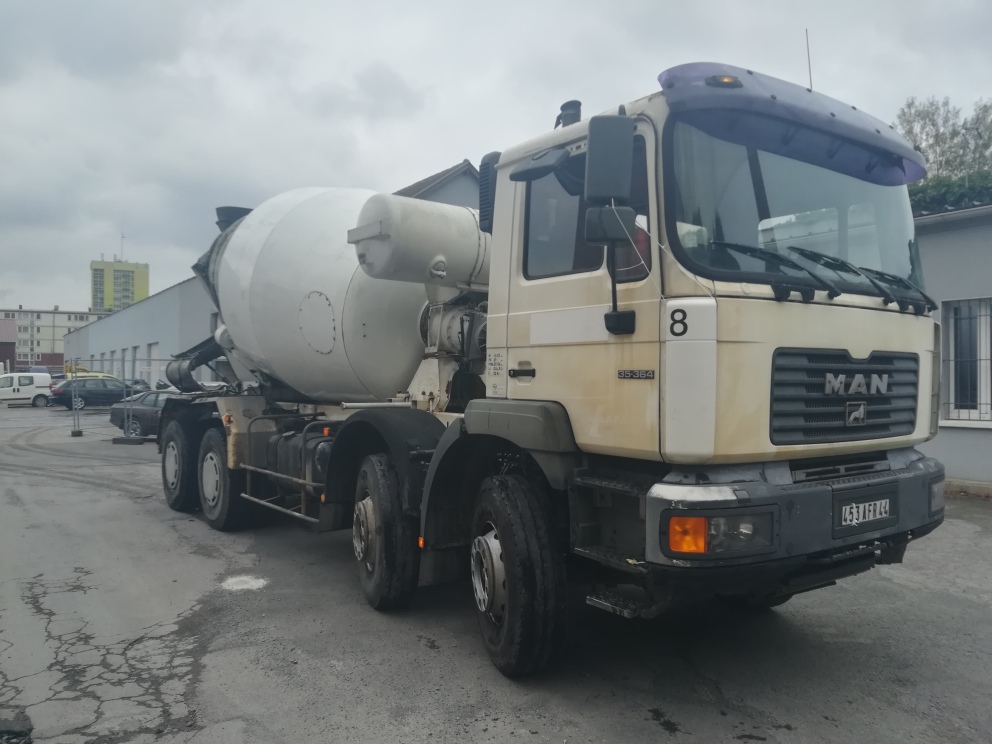 Camion toupie Man