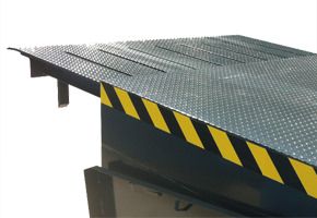 Niveleur de quai RH3 - Inkema - lèvre télescopique 1000 mm, plateforme robuste et sécurisée_0