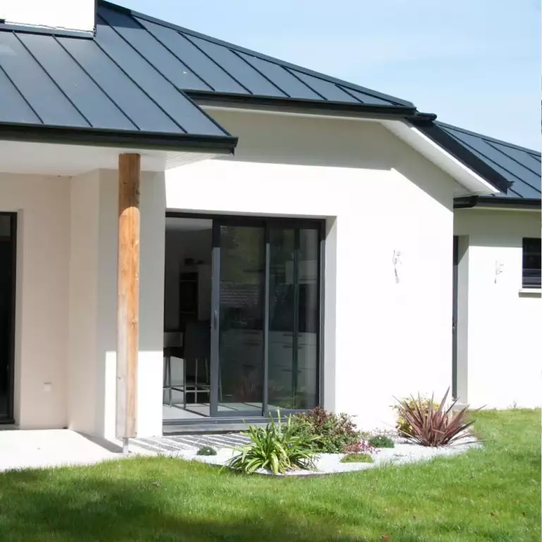 Baie vitrée coulissante en aluminium à 3 vantaux sur 3 rails - Sur mesure - Gamme TITANS_0