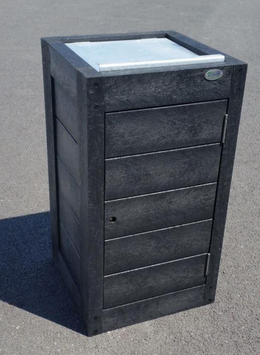 Poubelle de ville Gallet en plastique recyclé - 130L avec trappes rabattables en aluminium_0