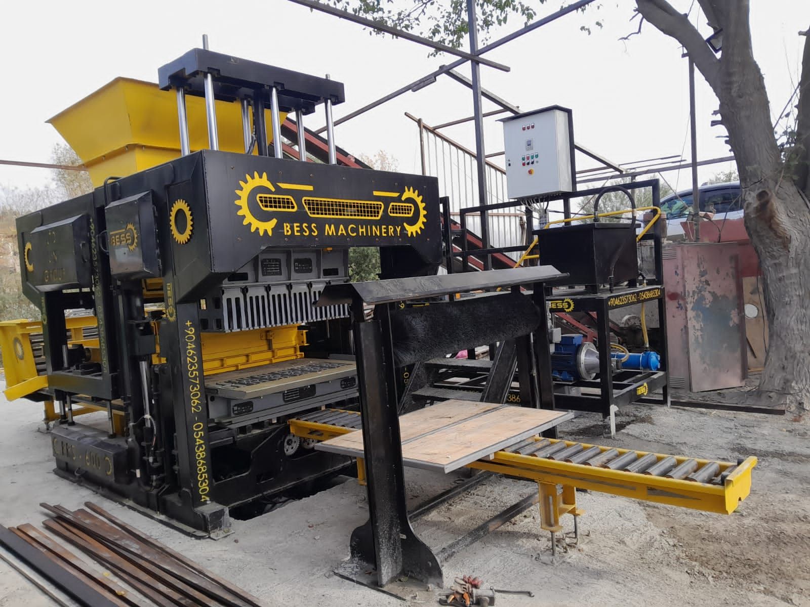 Machine à briquettes PRS-600 - Semi-automatique, capacité 6 000 briquettes/8h, économique et fiable_0