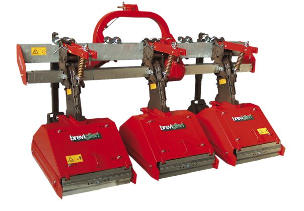 MG - 4 bineuses multiples inter-rangs Demetra S.P.A - poids 160-250 kg - outils mécaniques avec prise de force_0