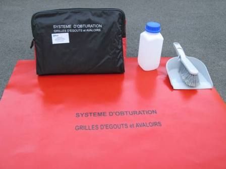 Kit antipollution ADR V14 - Valise avec obturateur d'égout PVC, réservoir homologué et accessoires_0