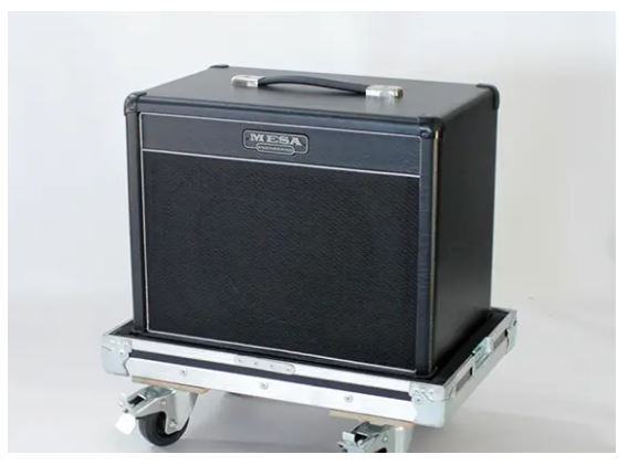 Flight-case enceinte et sono pour une protection sur mesure, alliant sécurité et praticité_0