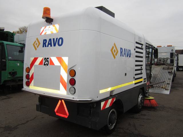 Balayeuse ravo 540 référence :  ravo-2015_0