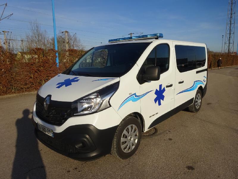 Ambulance renault trafic l1h1 2015 205 000 km type a1 - occasion_0