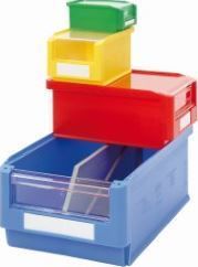 Bac à bec en plastique gerbable - Série SK avec angles droits, fond lisse et visière clipsée rabattable_0