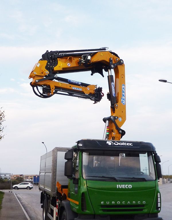 Grue auxiliaire medium 265 - Effer - Pression 350 bar - Rotation en continu_0