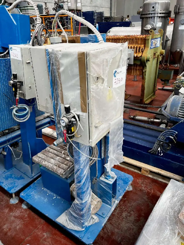 Machine d'emballage gravimétrique oliver et batlle ob d'occasion - référence : c7230_0